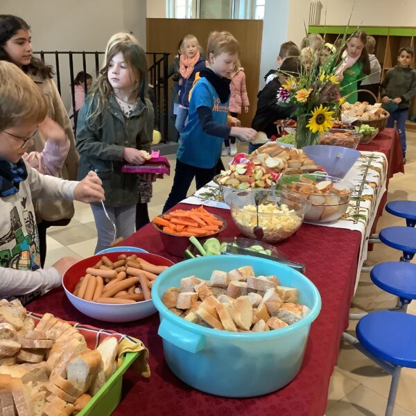 09EA67E8-96D1-4C71-A15E-BB0E85F36B57